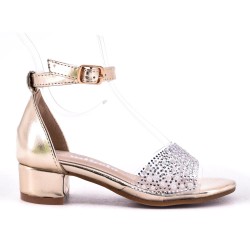 Sandal girl with small heel