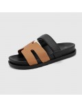 Sandalias de doble tira con cierre ajustable – suela cómoda