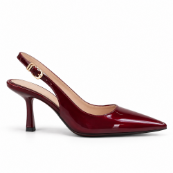 Leatherette pump with heels