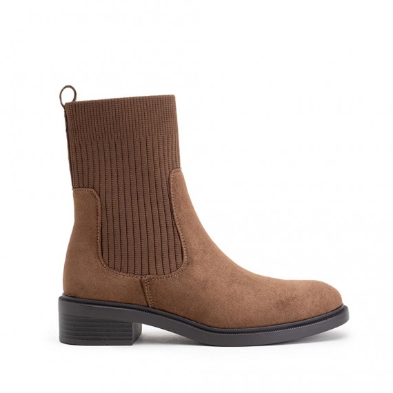 Women’s Mid-Calf Boots