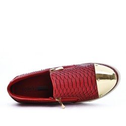 Basket rouge zippée à motif croco 