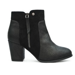 bottine noire cloutée