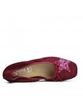 Burgundy comfort ballerina with star pattern