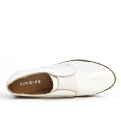 White Derby in elastic lacing