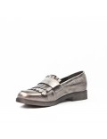 Gray moccasin in faux leather with bangs