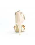 Beige sandal with ruffle