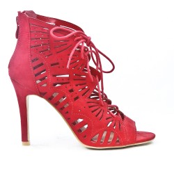 Red perforated sandal with lace