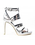 Silver sandal in metallic varnish