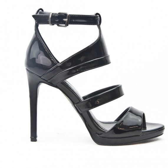 Black sandal in metallic varnish