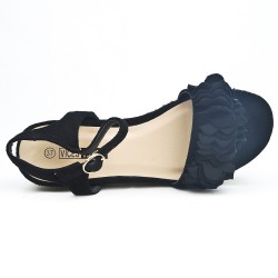 Black sandal with espadrille sole