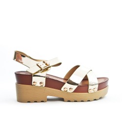 Golden sandal with big heel