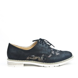 Black Derby detail lace