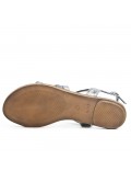 Sandale plate grise ornée de strass