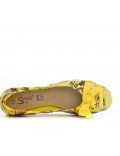 Available in 9 colors Large floral print ballerina