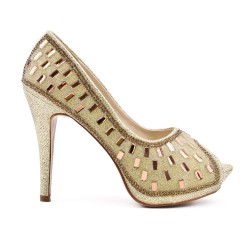 Golden pump with rhinestones and heel