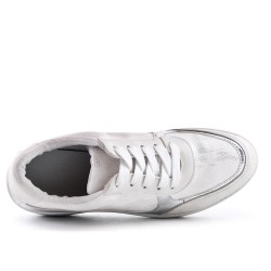 White basket with platform