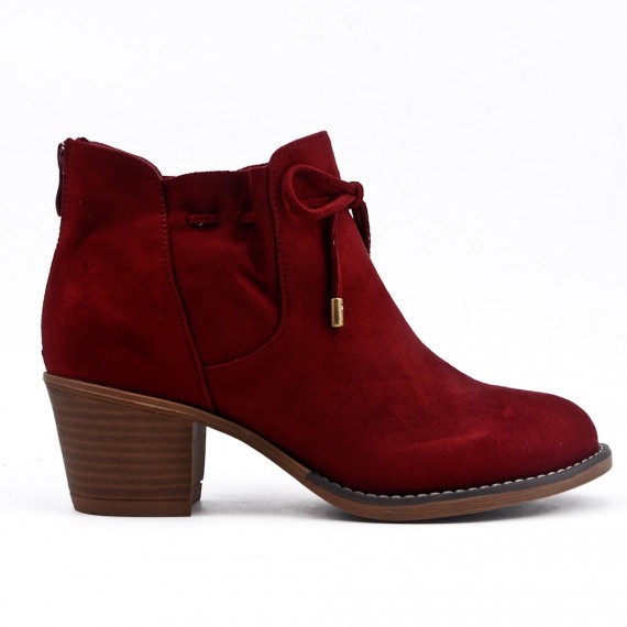 Red ankle boot in faux suede with lace