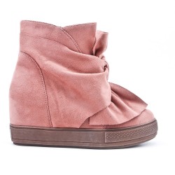 Pink ankle boot with bow suede
