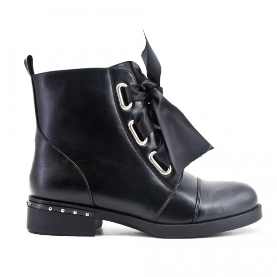 bottines lacets ruban