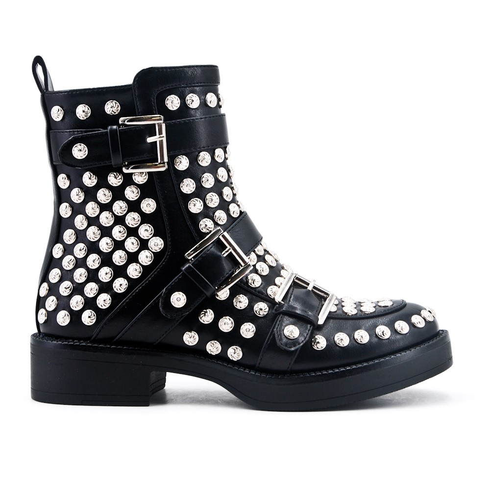 botte a clou