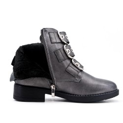 Bottine grise en simili cuir à bride bouclée