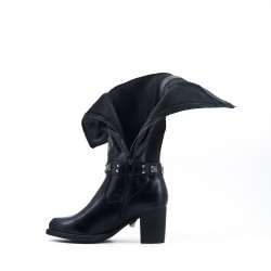 Black imitation leather boot with elasticated back panel