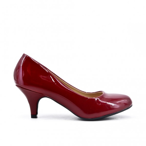 wine patent leather pumps