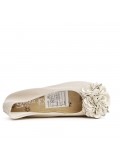 White comfort ballerina with flower pattern