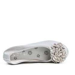 Silver comfort ballerina with flower pattern