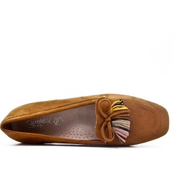 Talla grande 39-43 - Mocasín camel con pompón