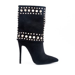 Black boot in faux suede with heel