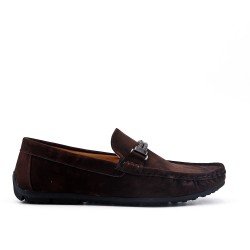 Brown moccasin in faux suede