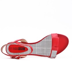 Sandale rouge en simili cuir à talon