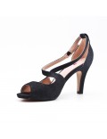 Shiny black sandal with heel