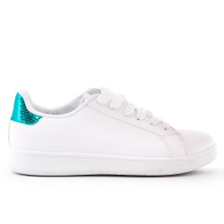 White lace-up basket