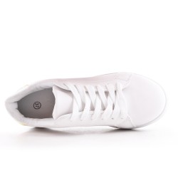 White lace-up basket
