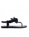 Black flat sandal with flowers